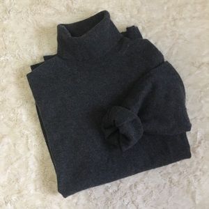 Cashmere Turtleneck